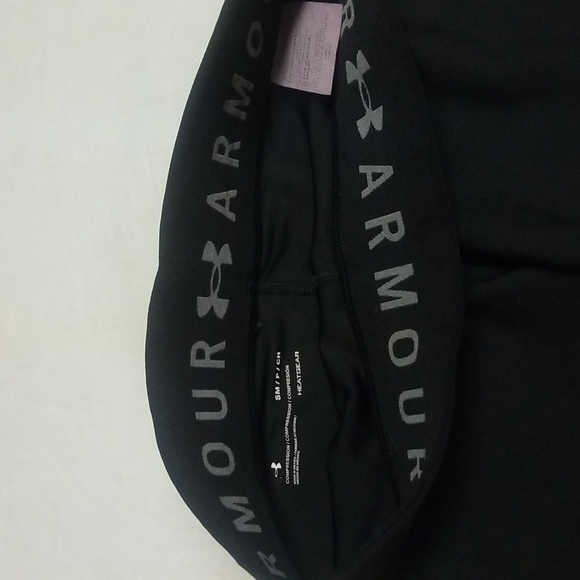 Women's Small Under Armour Heatgear Compression shorts - Picture 2 of 5